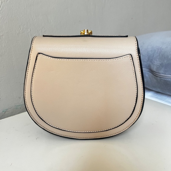 Amazon bracelet handbag - Picture 2 of 6